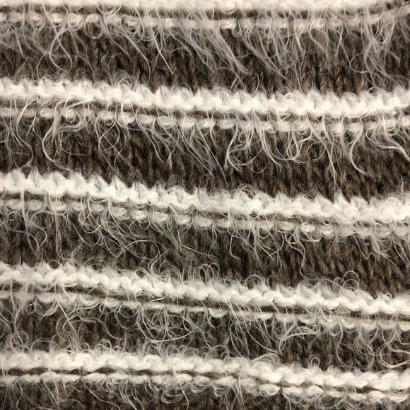 Fluffy brown and white Turkish Women’s Sweater Wool stretchy Red Roza Brand - Picture 10 of 10